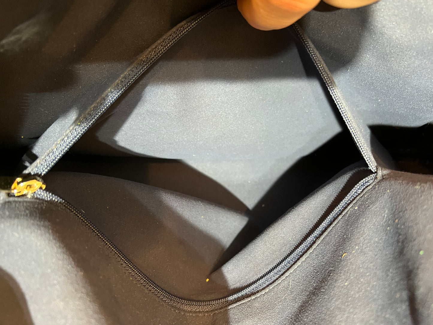 2019 Run-Way Chanel x Pharrell Green Suede/Lambskin Waist Bag - 9/10