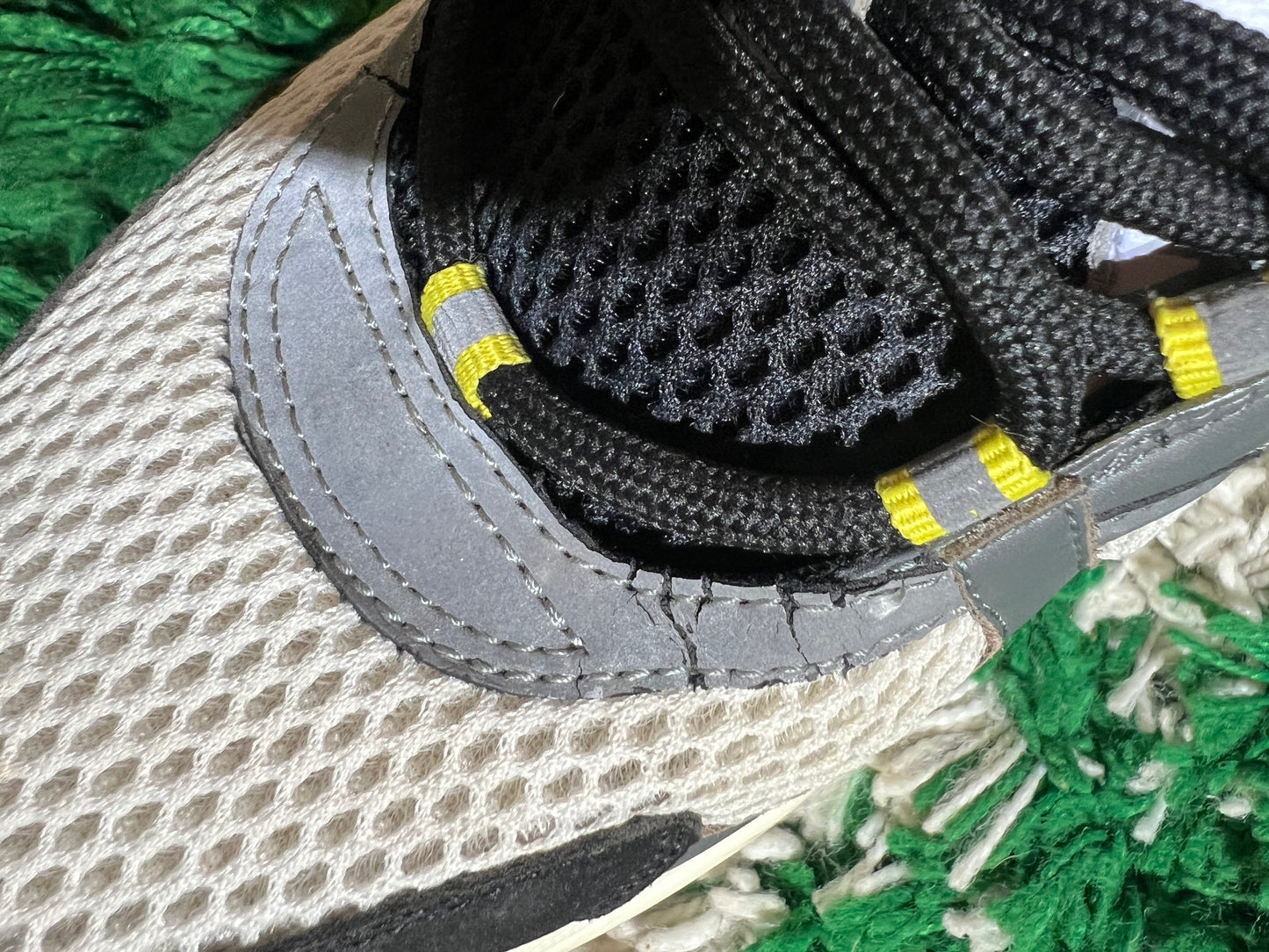 Dior B22 Grey/Yellow - Size 43 (10)