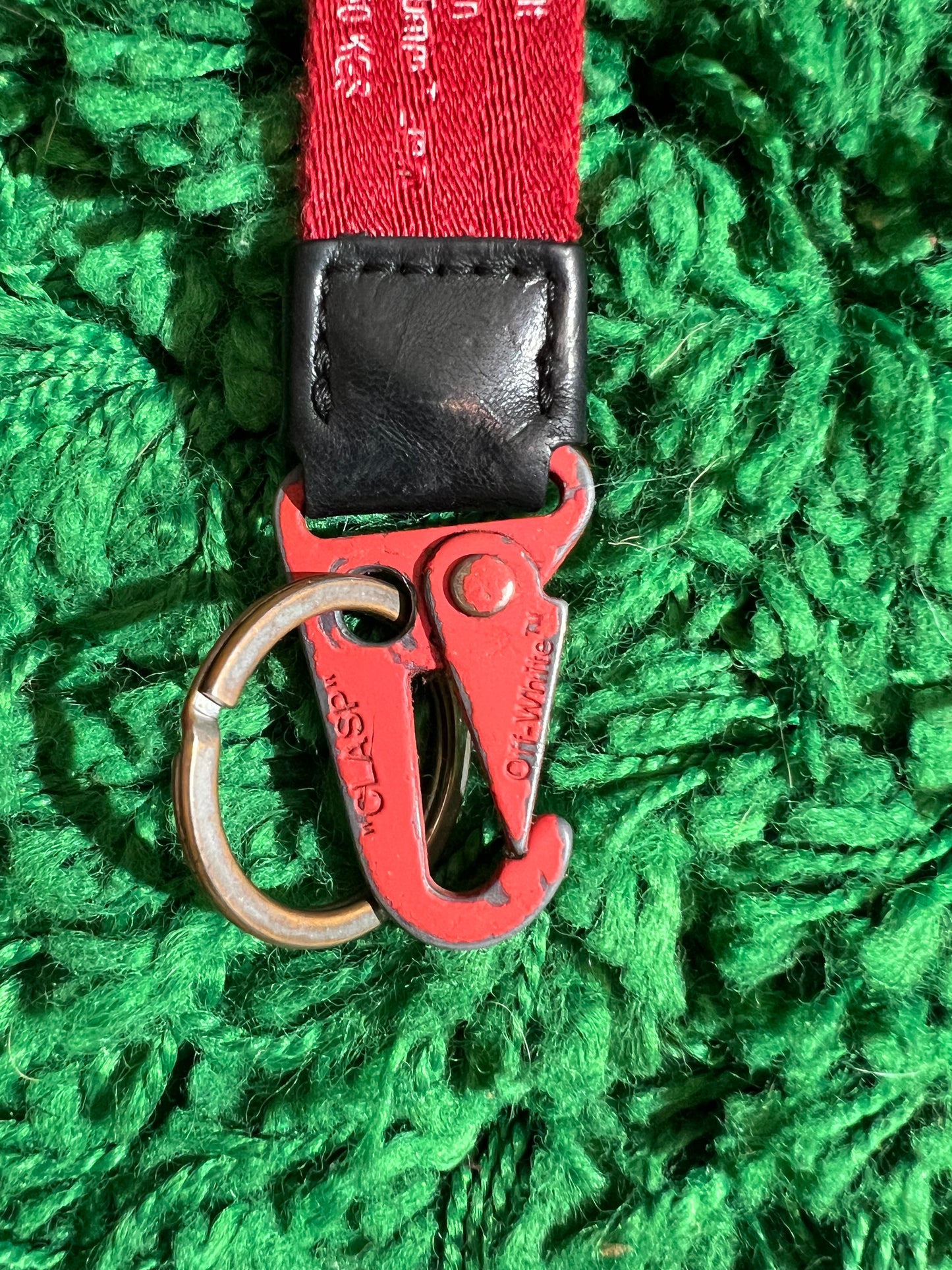 OFF-WHITE 2.0 Industrial Necklace/Keychain - Used