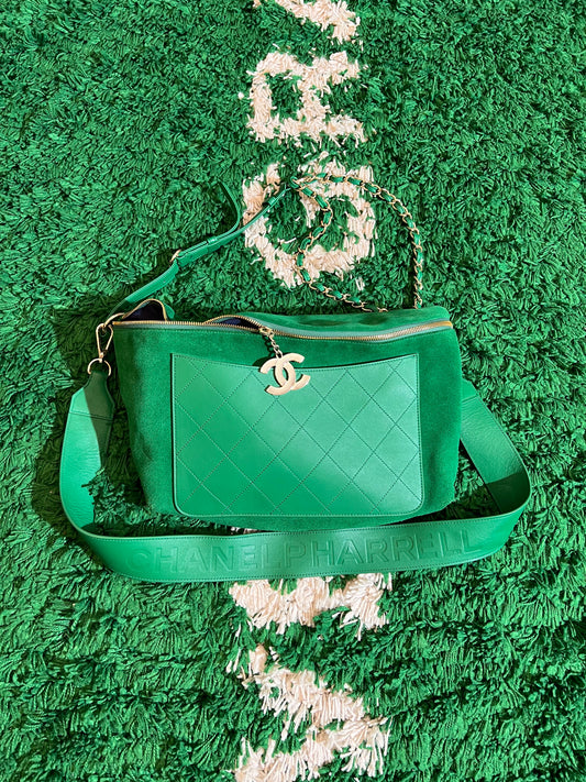 2019 Chanel x Pharrell Green Suede/Lambskin Waist Bag - 9/10